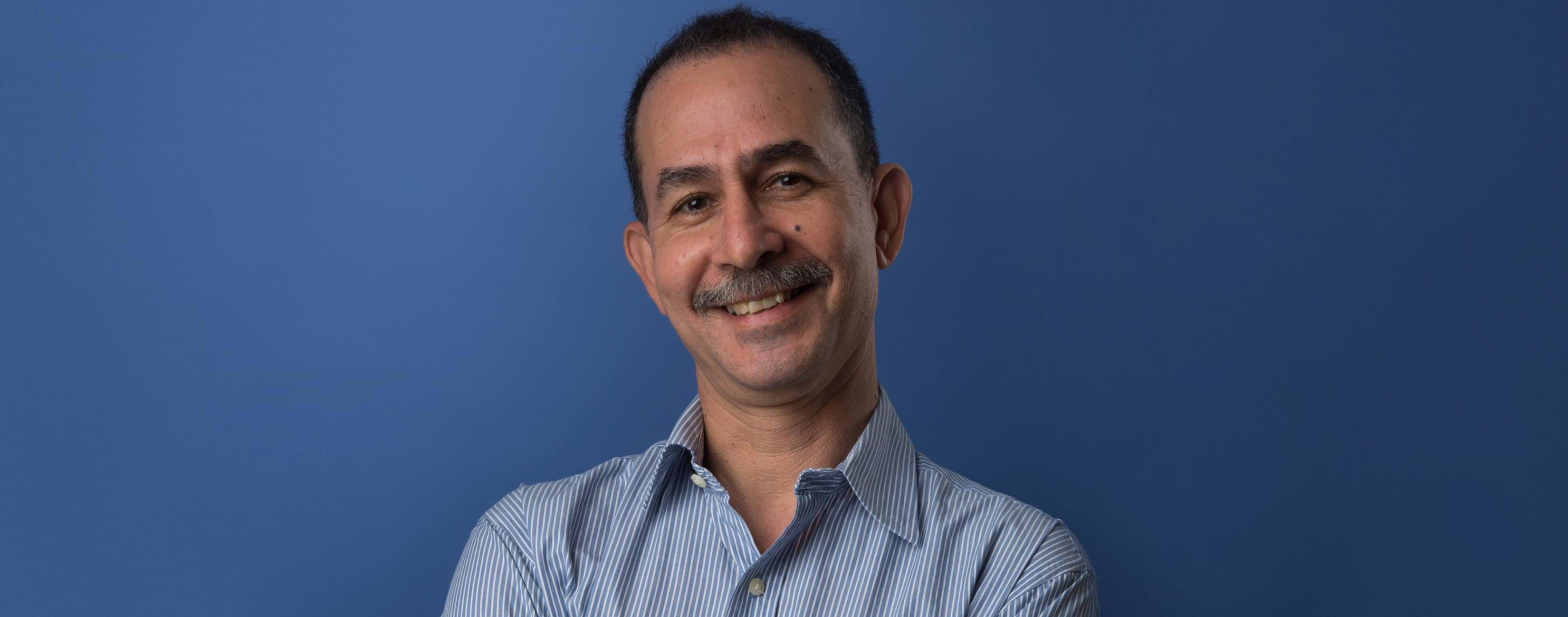 Portrait of David Kaimowitz.