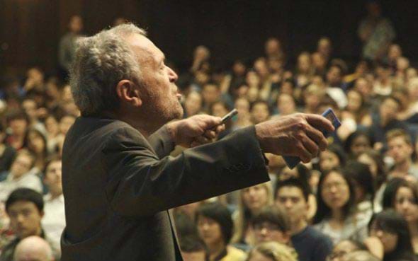 Robert Reich makes an eloquent argument about how increasing income inequality threatens not only the middle class but also the very foundation of democracy itself. This image is not available under the 4.0 Creative Commons license.