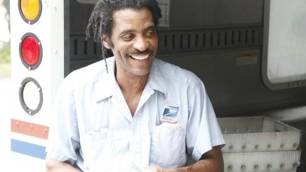 Detroit 48202: Conversations Along a Postal Route