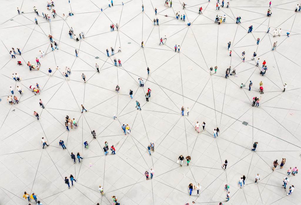 Aerial view showing clusters of people connected by lines. Photo Orbon Alija.