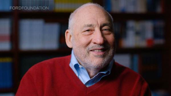 Portrait of Joseph Stiglitz.