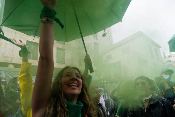 Pro-choice movements celebrate outside in support of the decriminalization of abortions from the penal code.